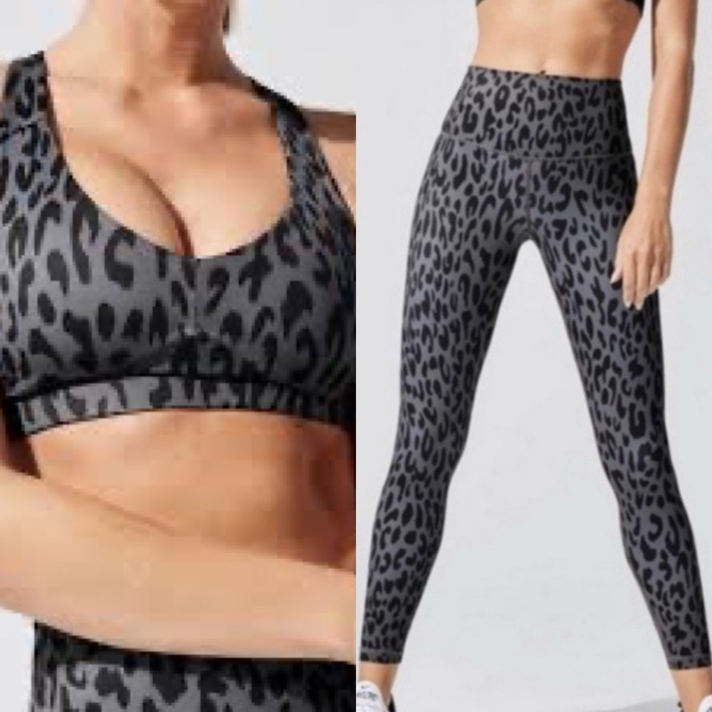 Carbon38 Leopard Print Sports Bra and Leggings Set